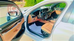 بي ام دبليو الفئة 7